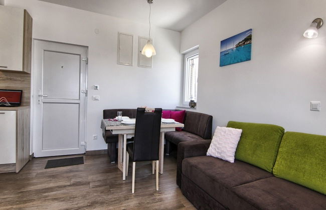 Apartments Victoria - Photo 16