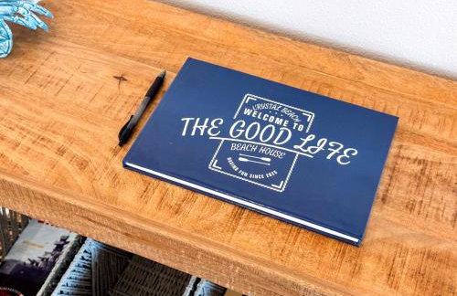 4BR Beach Haven - Deck, Gourmet Kitchen, Tiki Bar Fun - Foto 15