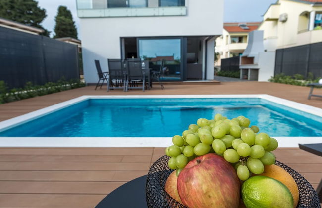 Luxury Villa With Private Pool, Great sea View, Near the Beach - Photo 26