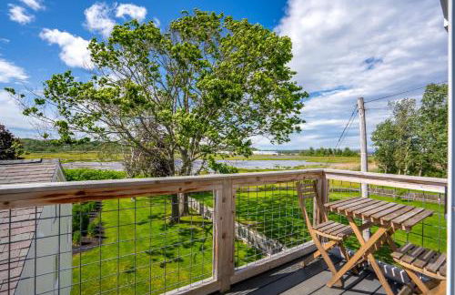 Latitude Adjustment Walk to Beach & Dining! - Foto 6