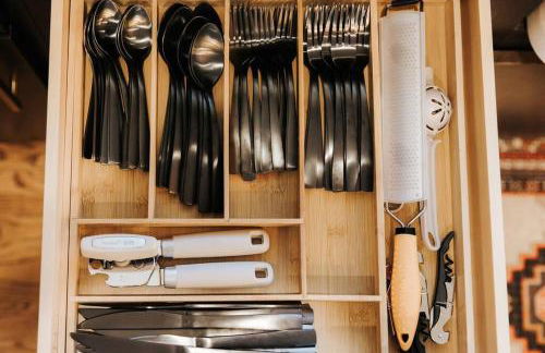 Downtown Escape - Backyard, Game room and Free Parking - Foto 15