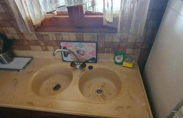 Adorable 2 floors two bedroom vacation maisonette - Foto 9