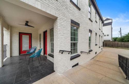 The Queen's Gambit I - Photo 27