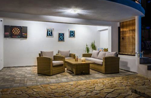 Villa R&B heated pool - Photo 22