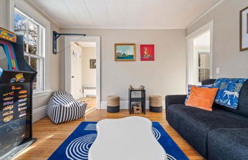 The Curator's Retreat For 8 - Photo 41