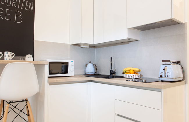 Tesla Boutique Apartments & Rooms - Photo 29