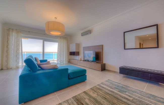Seafront Luxury Apartment Incl Pool - Foto 11