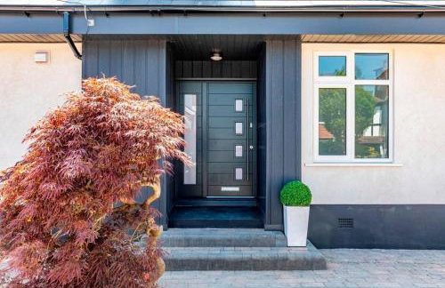 DRIFTWOOD by BOURNECOAST - An Exquisite Chalet Bungalow with a Sauna, BBQ Hut and Garden - HB6339 - Foto 48