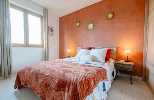 Paris au PETIT SÉSAME jacuzzi cosy Stade De France 6 personnes Wifi Terrasse Parking privé - Foto 8