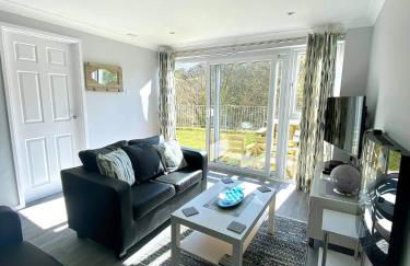 2 Bed Villa Sleeps 4 - Wifi, Garden, Sea Views - Foto 10