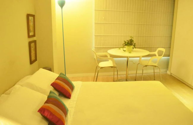 Hotel Living 55 - Photo 13