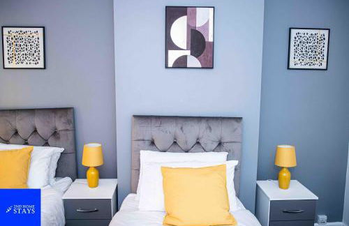 2ndHomeStays-Walsall- A Charming 3-Bed Home with Landscape View - Suitable for Contractors and Families -Large Parking for 3 Vans - Sleeps 7- 7 mins to J10 M6 and 21 mins to Birmingham - Foto 14