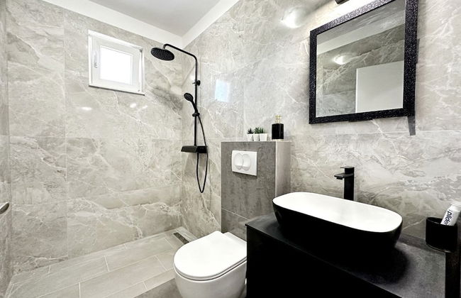 Mia - With Pool - A1 - Photo 14