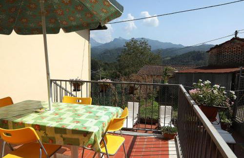 Tranquil Tuscan House with Pool and Scenic Views - Foto 7