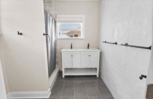 Renovated Beach Block 7BR North Beach Atlantic City - Steps to Beach & Casino - Foto 51