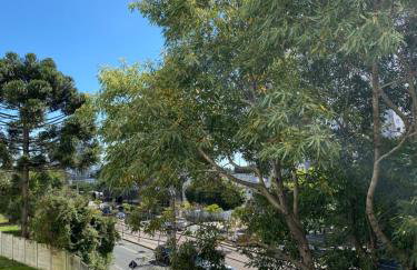 101- Lindo Apartamento Amplo e decorado, 2 quartos, sala, cozinha completa, mobiliario moderno, lavanderia , Excelente localização no bairro Bigorrilho - Photo 27