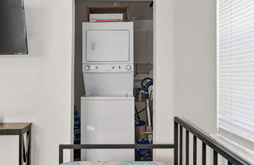 Family Putting Green Oasis BBQ Cornhole Heated Pool - Foto 28