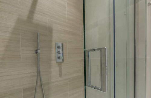 Chancery Quarters - 124 Chancery Lane - Photo 2