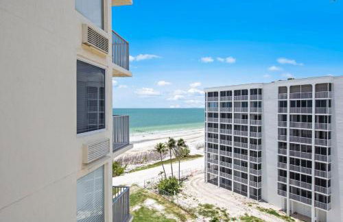 Beachfront, Estero Beach Tennis 708A Weekly Stays - Foto 1