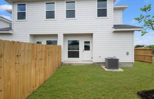 Gorgeous, Brand New 3 Bedrooms Home- Built 2024, Near SeaWorld & Lackland AFB - Foto 53