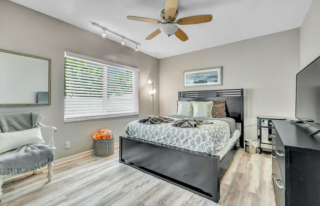 Casa Flamingo Intracoastal Heated Pool - Photo 4