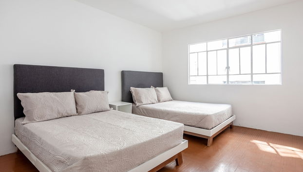 Stay Connected in Roma - 3br- Fast Wifi- Laundry - Foto 2, Habitación