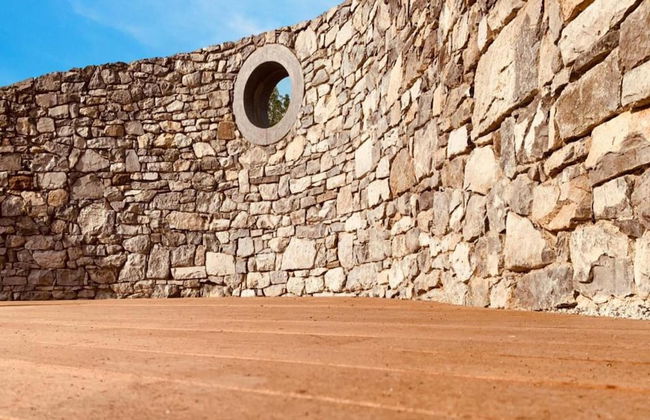 Cottage With Bubble Bath - Photo 27