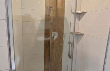 Exklusives Work and Stay Apartment Nähe Olpe, Attendorn und Finnentrop 3 Schlafzimmer 6 betten , Küche, Bad - Foto 7