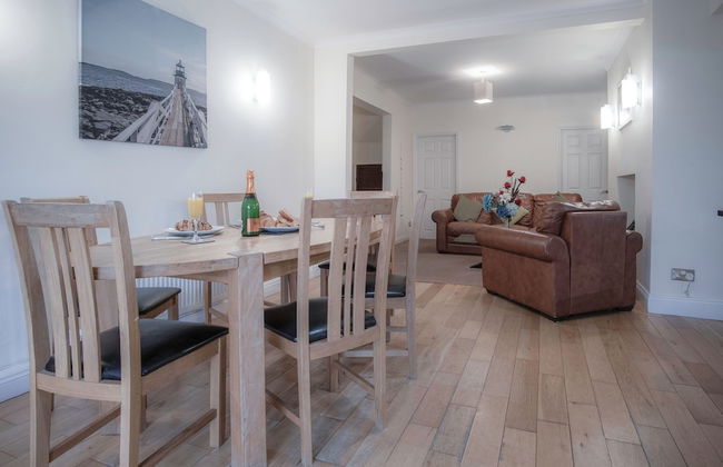 Sea Breeze Apt 3 - 2 Bed - Horton Beach - Photo 20