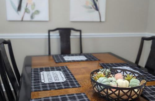 Cedar's Corner in Concord Spacious & Clean - Foto 23