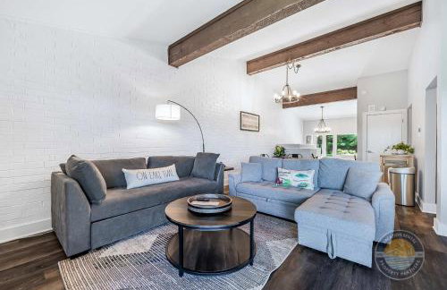 YOUR New Luxury Lakeview Condo w Pool Access - Foto 6