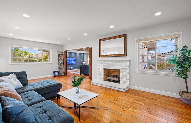 Luxury Estate With Sparkling Pool Elegant Amenities - Foto 7