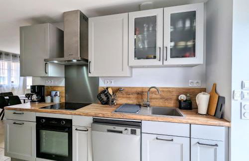 Maison calme et charmante au cœur du Berry, près des sites historiques, avec jardin privatif et parking. - FR-1-591-585 - Foto 10