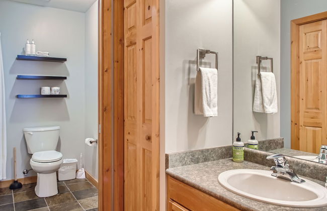 Snowy Creek by Okanagan Premier - Foto 20