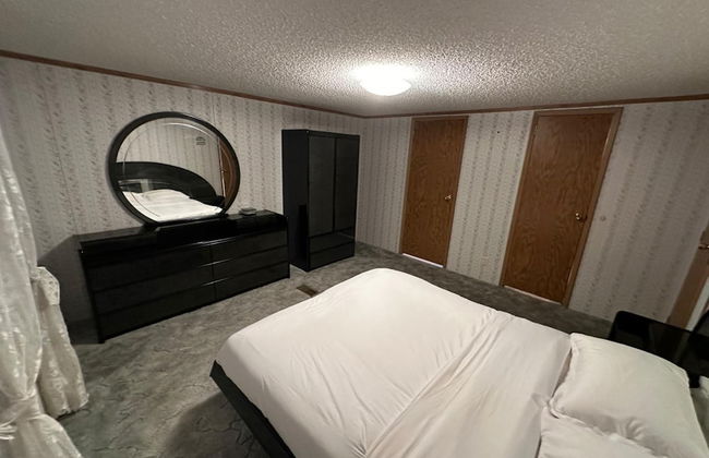 Secluded Lodge Farm Views 50 Acres Wifi - Foto 5