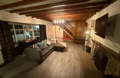 Lucy Cross Farm Cottage - Photo 3