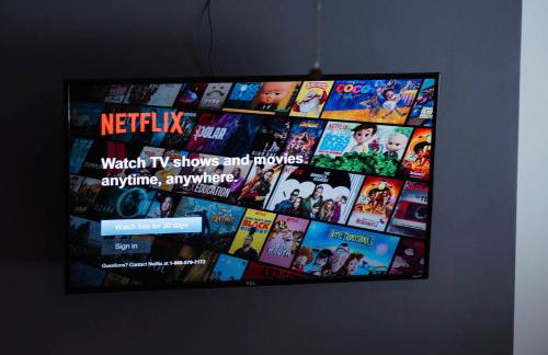 Massive Home - GroupStay - Parking & Location - Foto 14