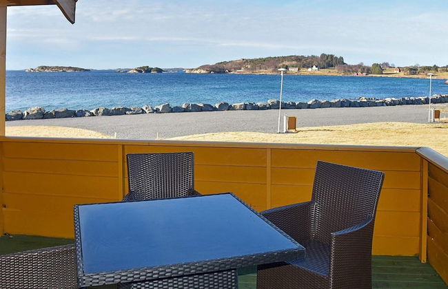 6 Person Holiday Home in Aukra - Foto 1