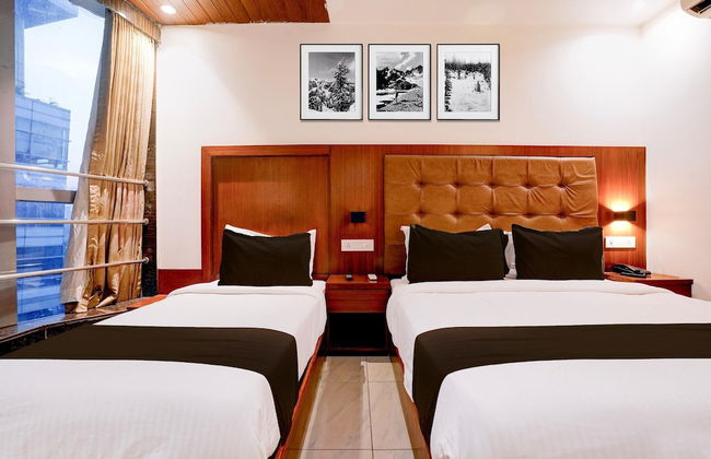 Luxurious Stays at Times Square Le Western Mumbai - Foto 16