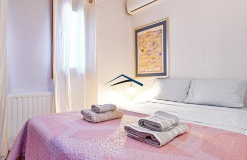 The Charming Waterfront Retreat, with a swimming pool & direct access to the sea, ideal for large families, or a group of friends - Foto 52