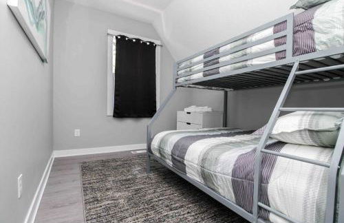 Lux finishes 4 bedroom DSM home Great location - Foto 4