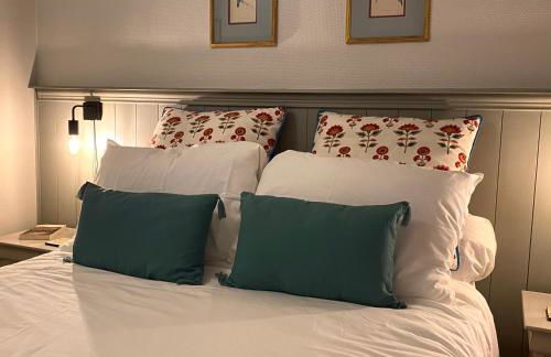 Newly Renovated Ground Floor Apartment close to Thermes - Foto 7