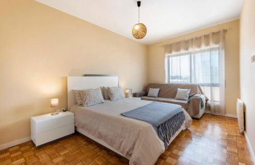 Destiny Oporto - Foto 8