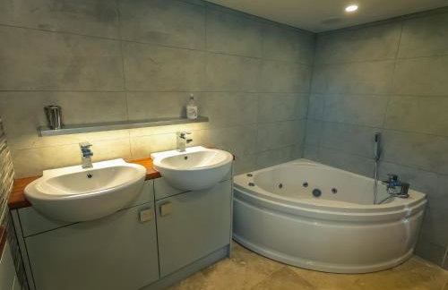 Luxury traditional stone farmhouse in Saddleworth - Foto 17