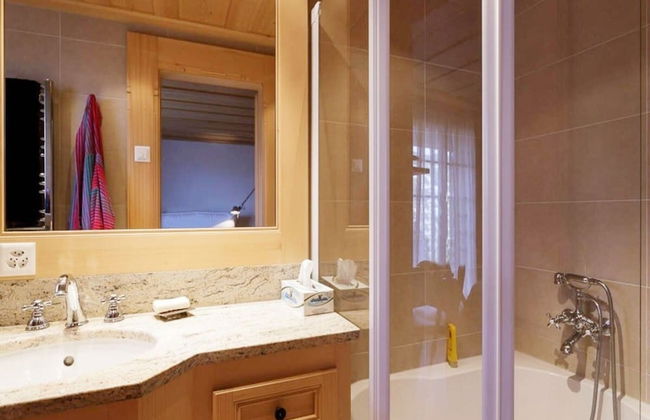 Lush Apartment With Sauna and hot tub - Foto 15