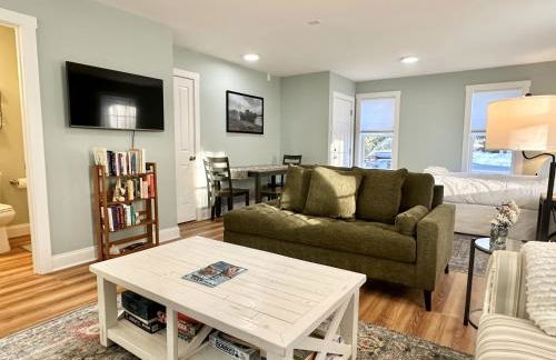2 BR Home in Bar Harbor Town Hill "Deer Run" - Foto 1
