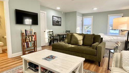 2 BR Home in Bar Harbor Town Hill "Deer Run" - Foto 1