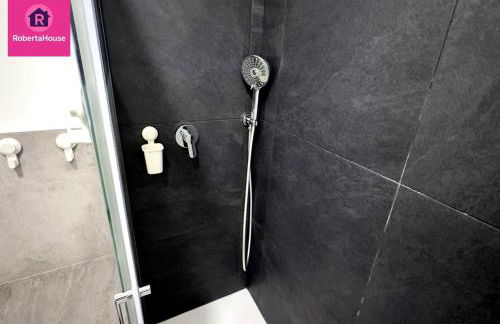 Roberta House Il Tuo Rifugio per Concerti, Eventi e Fiere - Foto 33