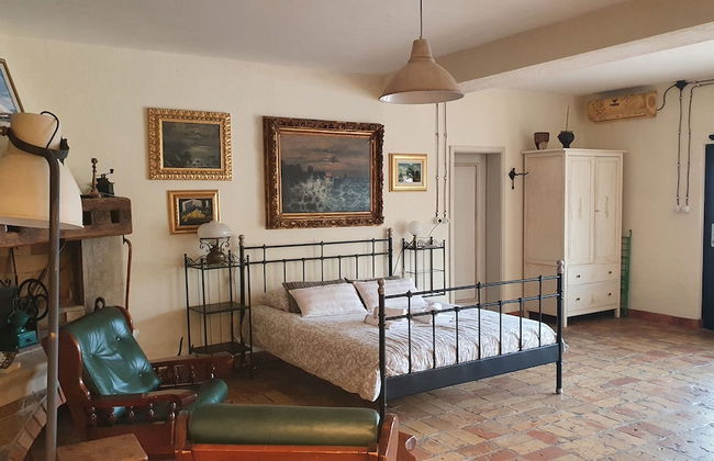 Monfort Apartments - Photo 13