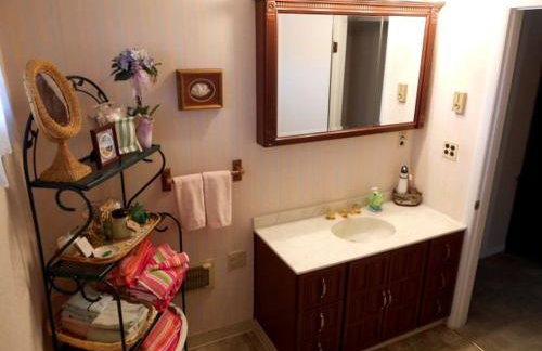 Idyllic Beachfront Vacation Rental on the Shores of Lake Erie in Northern Ohio - Foto 19